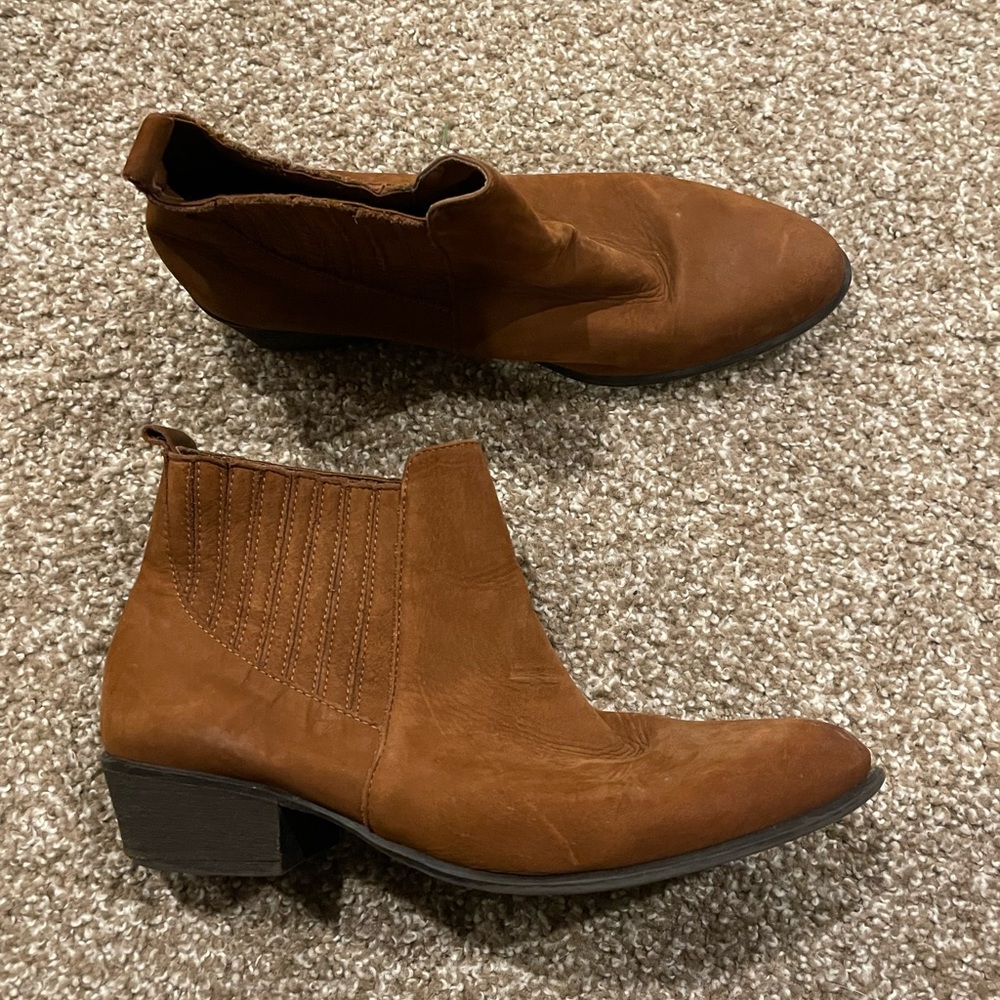 Steve Madden Booties